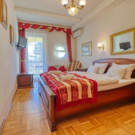 Panorama Bed & Breakfast *